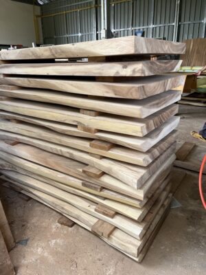 Kiln-Dry-Wood-Slabs-300x400